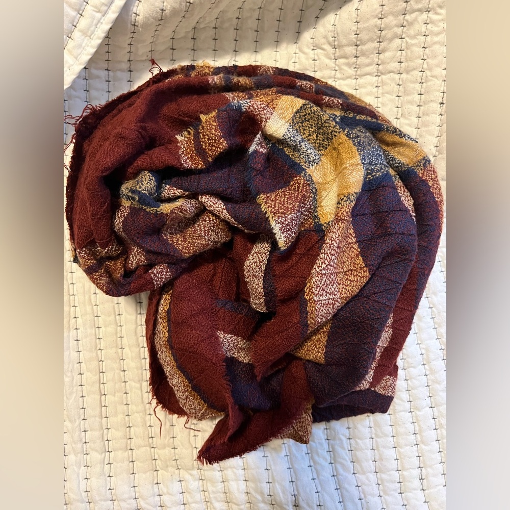 Scarf in Burgundy and Mustard